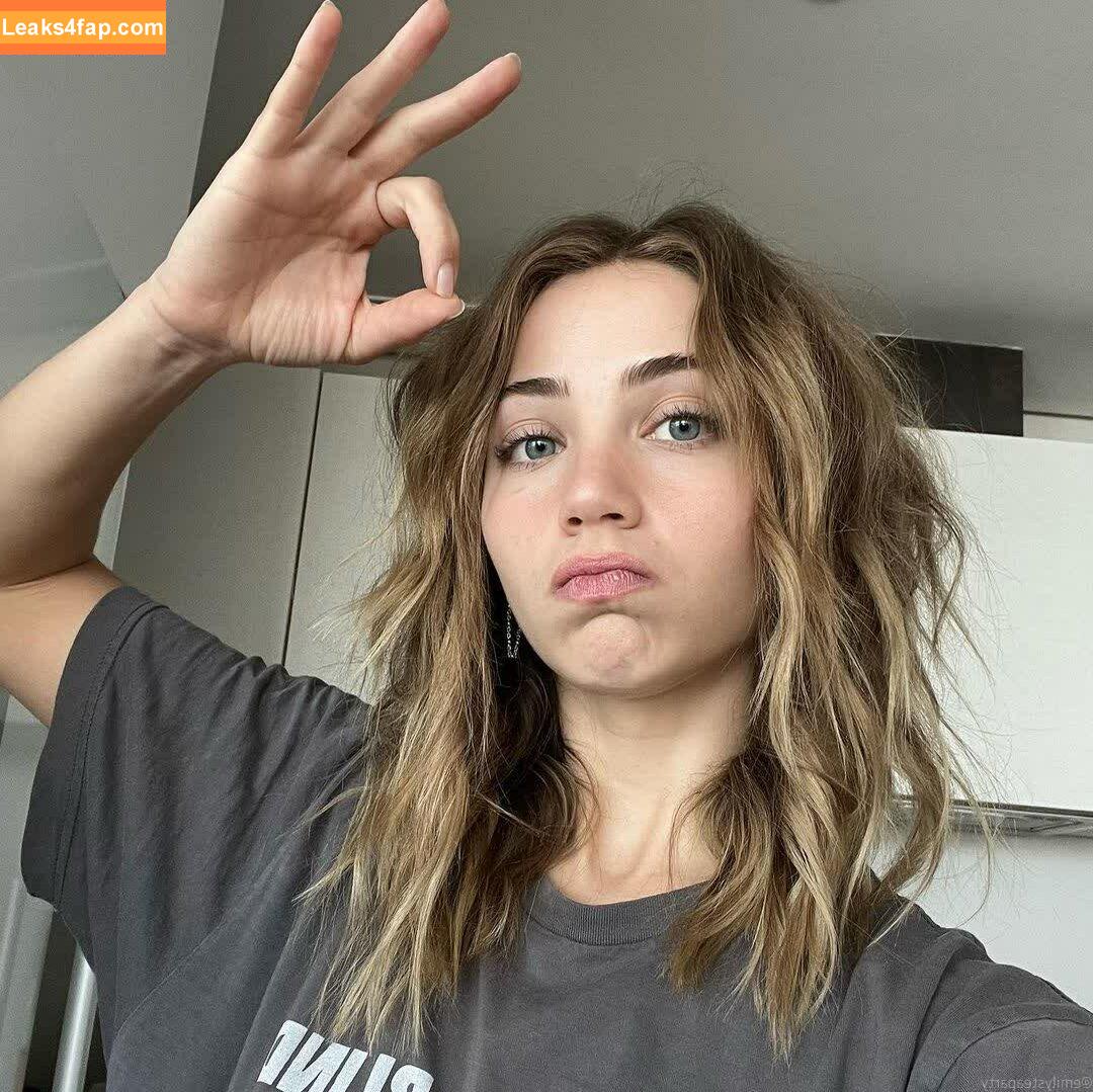 Emily Rudd / emilysteaparty leaked photo photo #0007