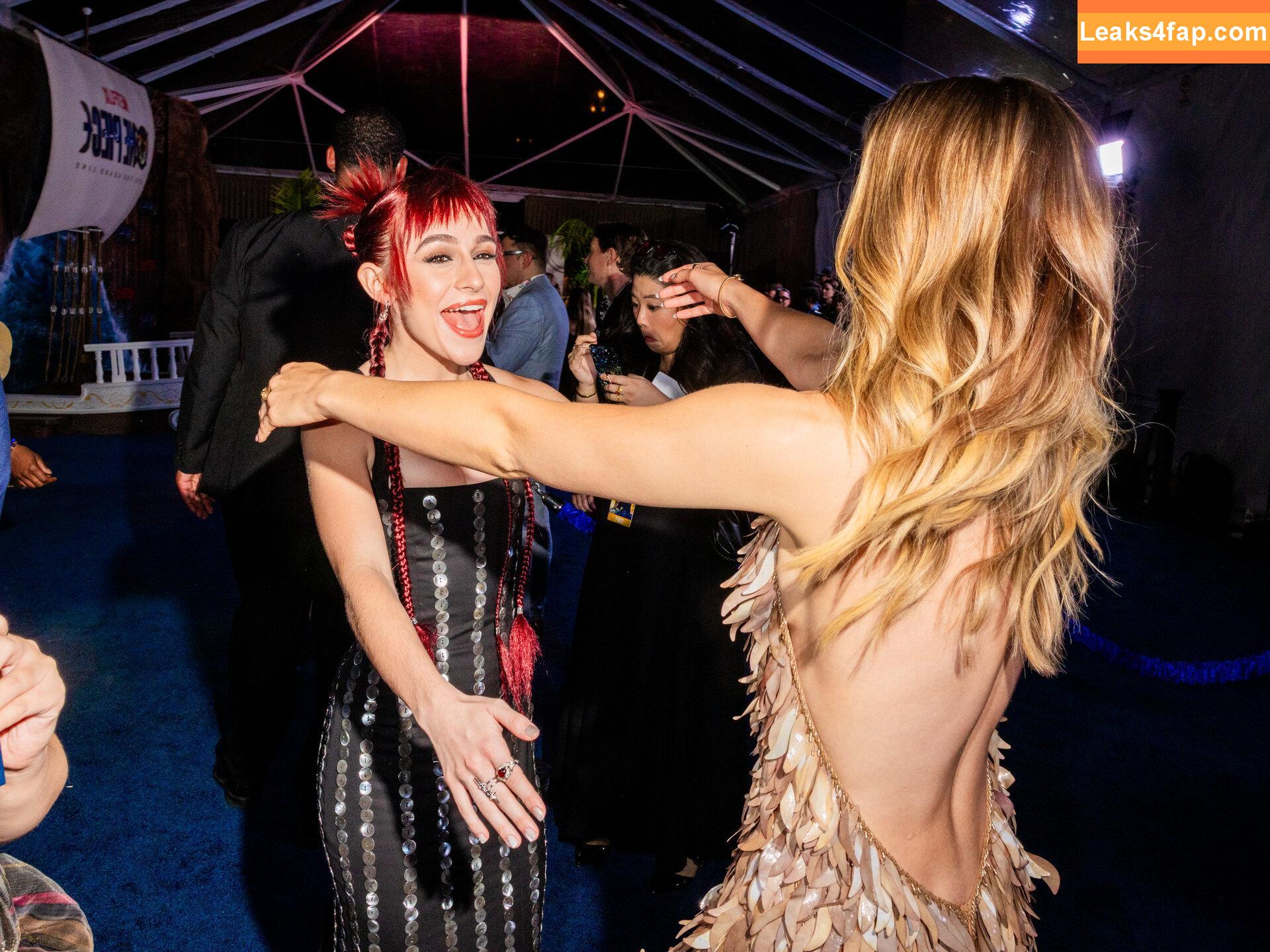 Emily Rudd / emilysteaparty слитое фото фото #0305