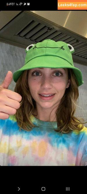 Emily Rudd photo #0005