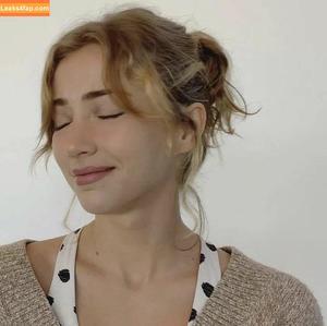 Emily Rudd photo #0058
