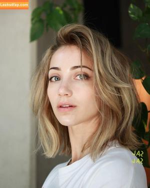 Emily Rudd фото #0205