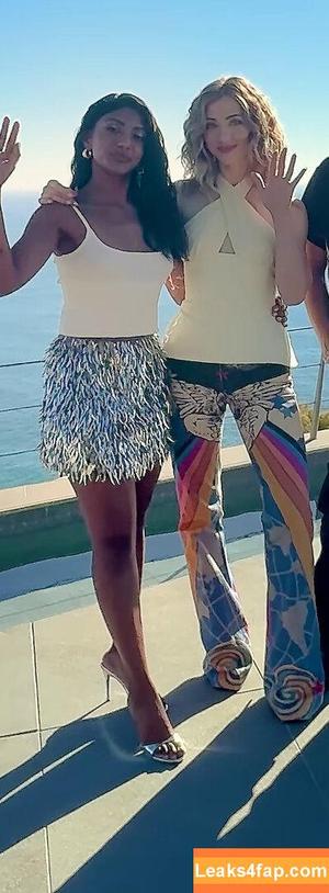 Emily Rudd photo #0322