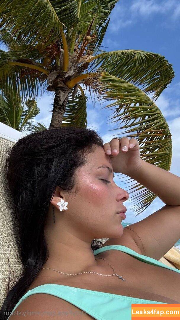 emily.storm / emmariestorm leaked photo photo #0043