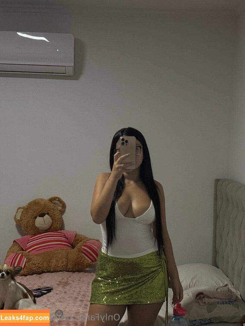 emily.storm / emmariestorm leaked photo photo #0049