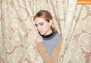 Emily Wickersham фото #0088