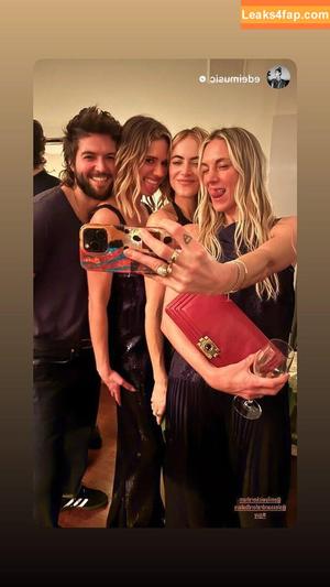 Emily Wickersham photo #0092