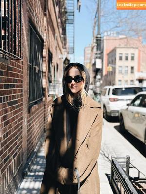 Emily Wickersham photo #0108