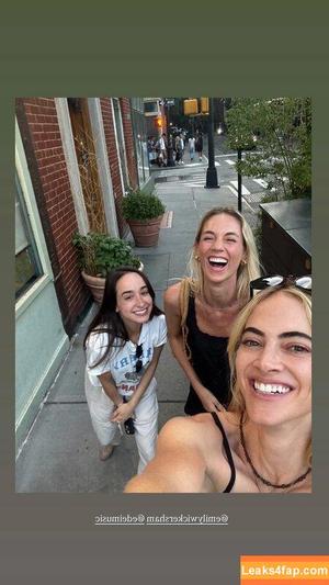 Emily Wickersham photo #0134