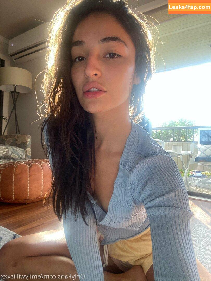 Emily Willis / emilywillisx3 / emilywillisxoxo / emilywillisxxx leaked photo photo #0267