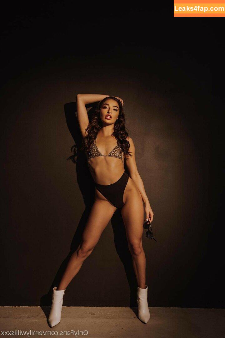 Emily Willis / emilywillisx3 / emilywillisxoxo / emilywillisxxx leaked photo photo #0289