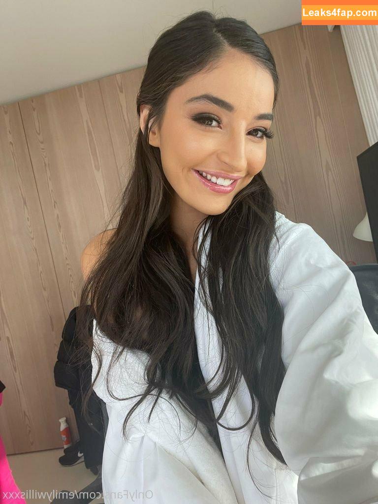 Emily Willis / emilywillisx3 / emilywillisxoxo / emilywillisxxx leaked photo photo #0370