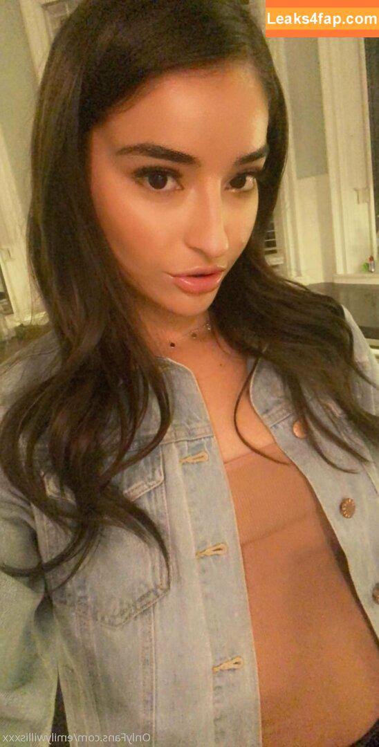 Emily Willis / emilywillisx3 / emilywillisxoxo / emilywillisxxx leaked photo photo #0383