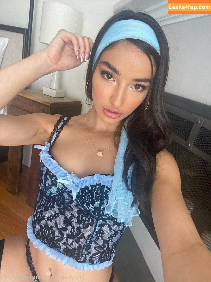 Emily Willis / emilywillisx3 / emilywillisxoxo / emilywillisxxx leaked photo photo #0436