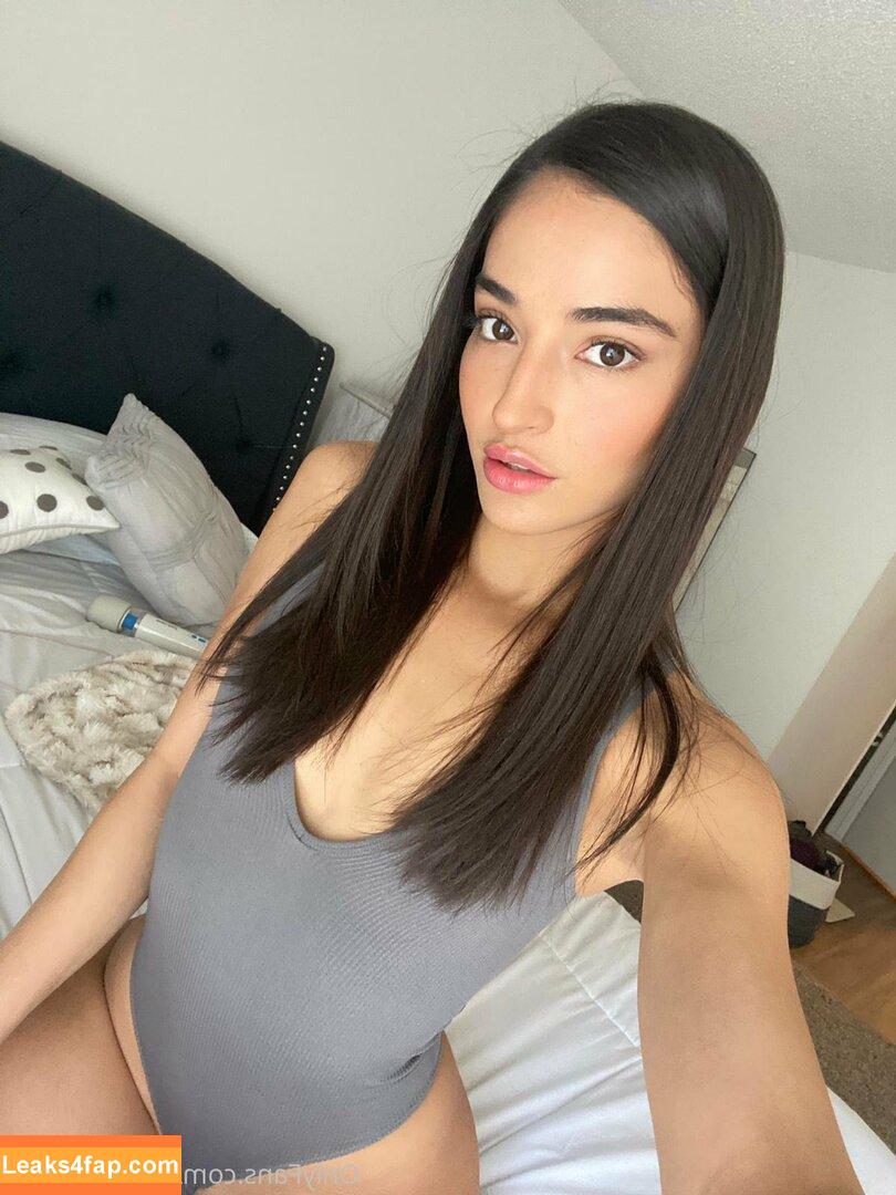 Emily Willis / emilywillisx3 / emilywillisxoxo / emilywillisxxx leaked photo photo #0468