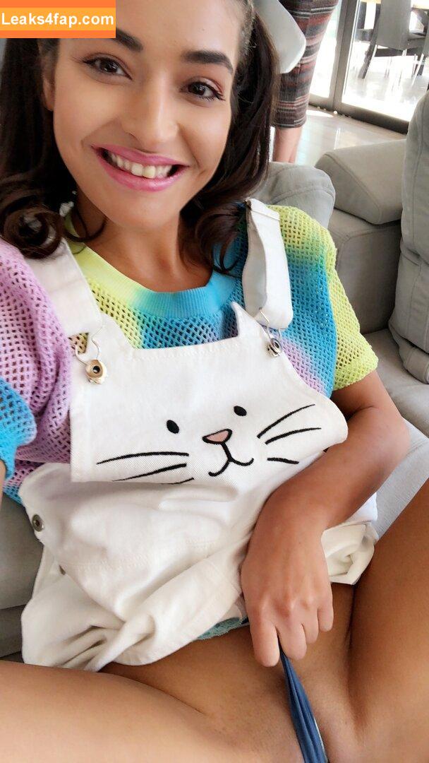 Emily Willis / emilywillisx3 / emilywillisxoxo / emilywillisxxx leaked photo photo #0597