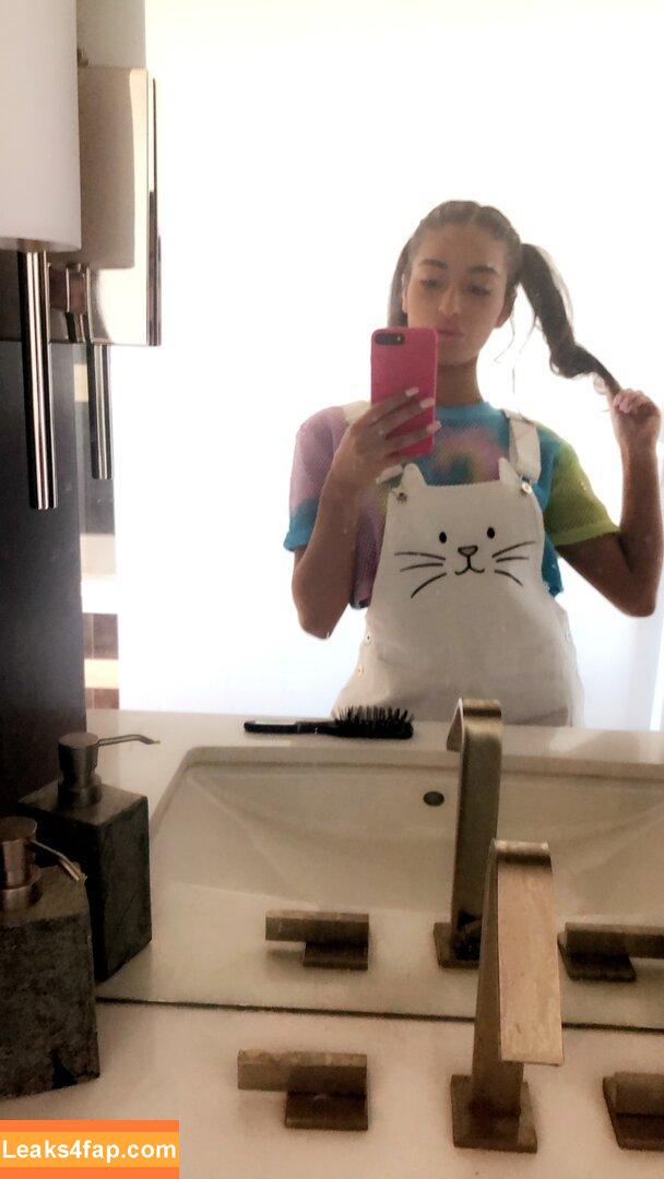 Emily Willis / emilywillisx3 / emilywillisxoxo / emilywillisxxx leaked photo photo #0604