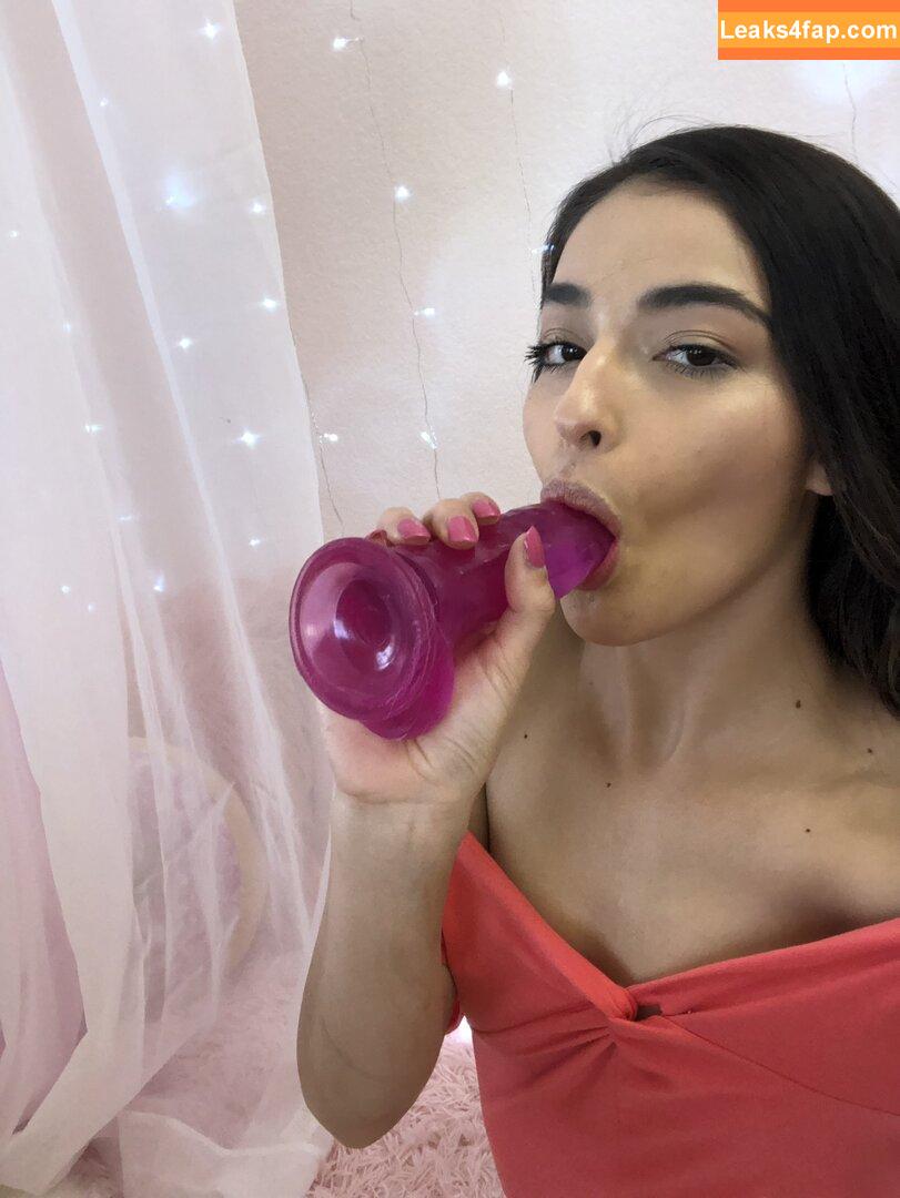 Emily Willis / emilywillisx3 / emilywillisxoxo / emilywillisxxx leaked photo photo #0646