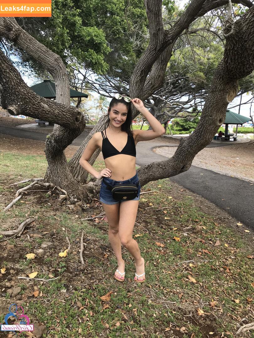 Emily Willis / emilywillisx3 / emilywillisxoxo / emilywillisxxx leaked photo photo #1266