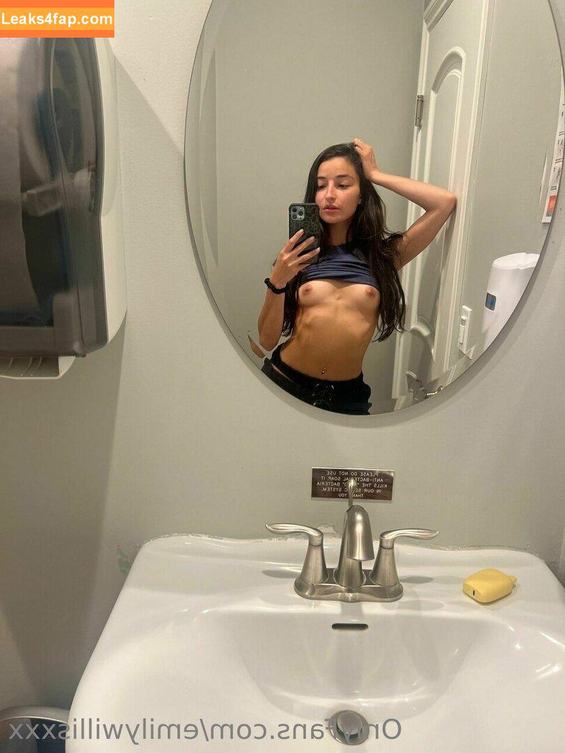 Emily Willis / emilywillisx3 / emilywillisxoxo / emilywillisxxx leaked photo photo #1670