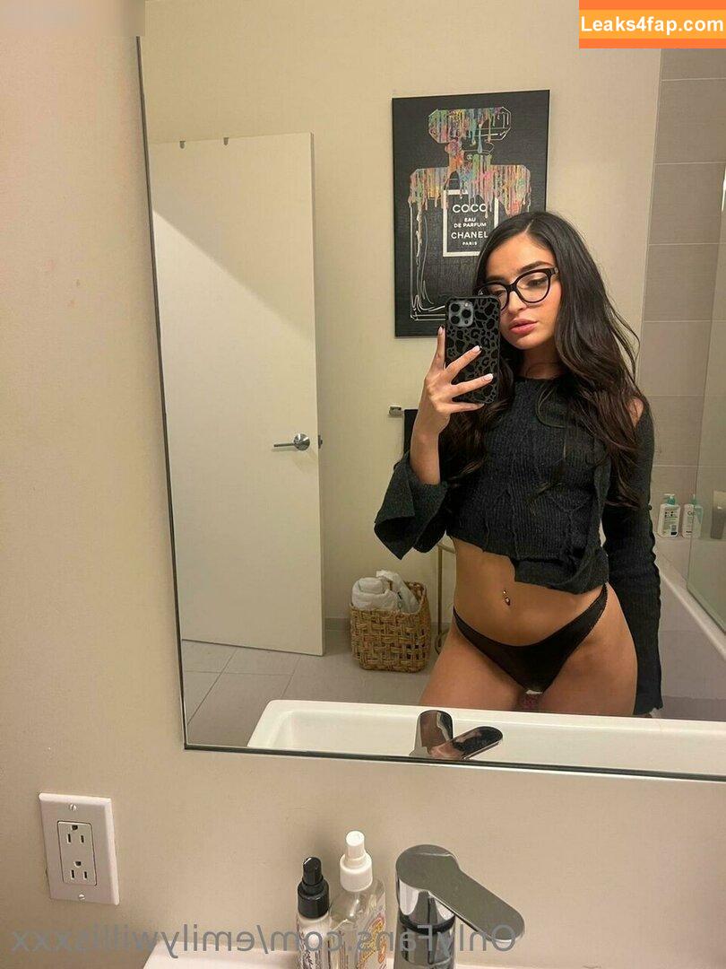 Emily Willis / emilywillisx3 / emilywillisxoxo / emilywillisxxx leaked photo photo #1677