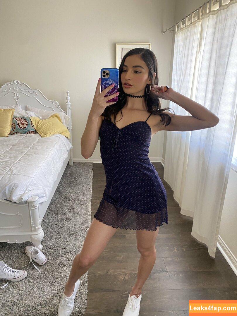 Emily Willis / emilywillisx3 / emilywillisxoxo / emilywillisxxx leaked photo photo #2337