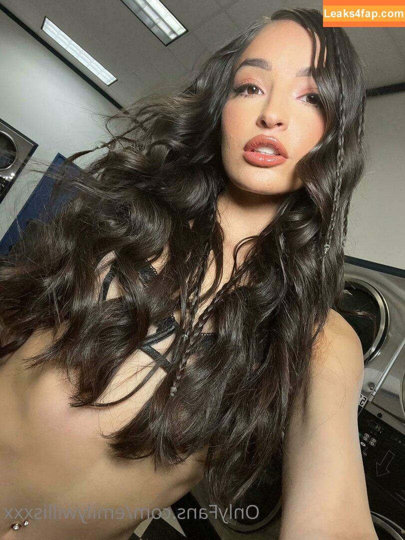 Emily Willis / emilywillisx3 / emilywillisxoxo / emilywillisxxx leaked photo photo #2761