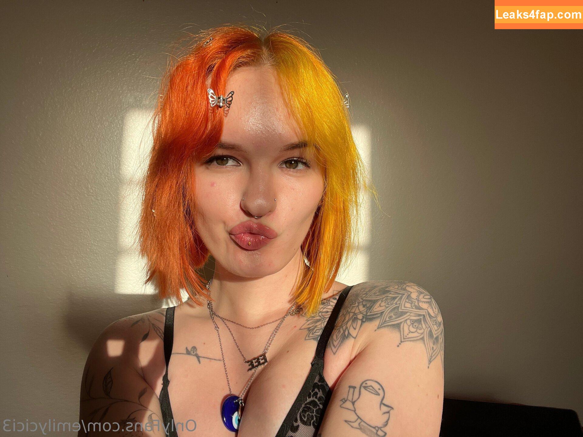 emilycici3 free nudes