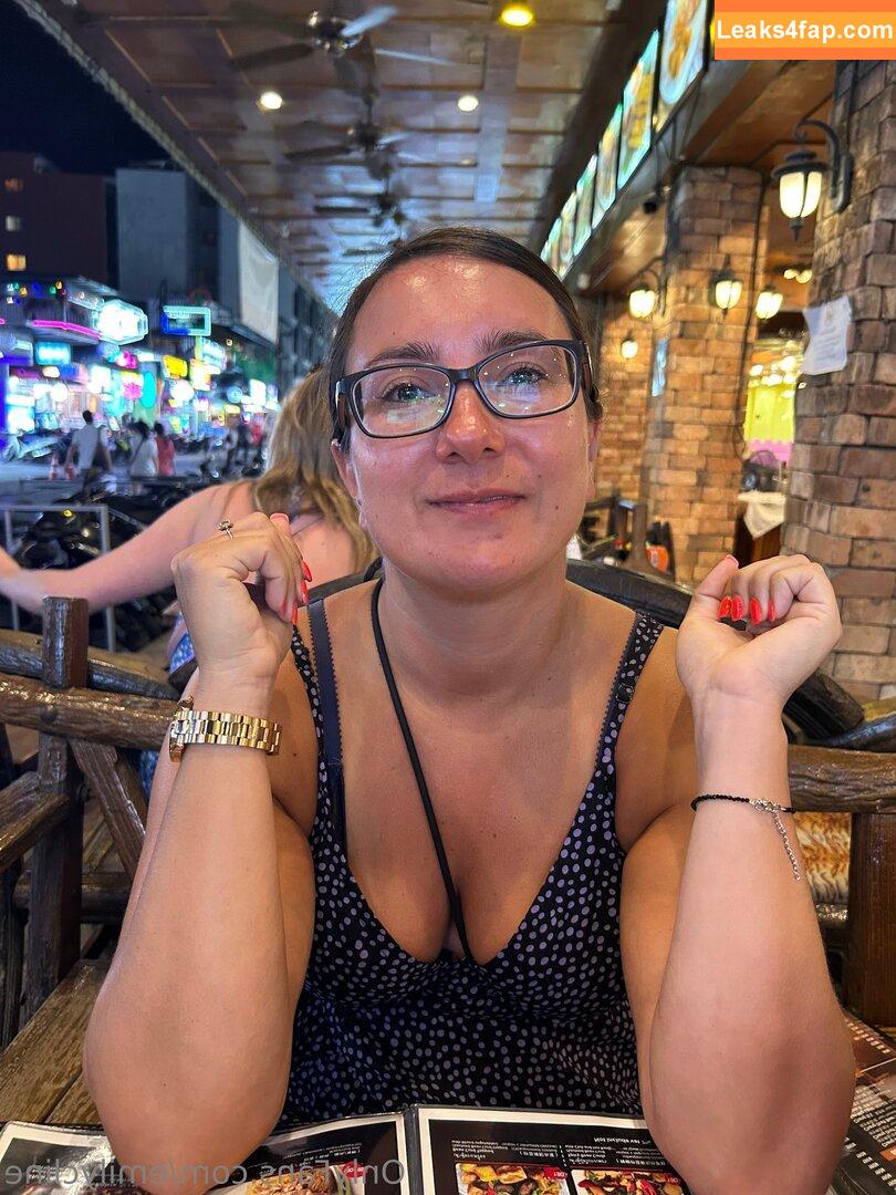 emilycline / emilycline__ leaked photo photo #0003