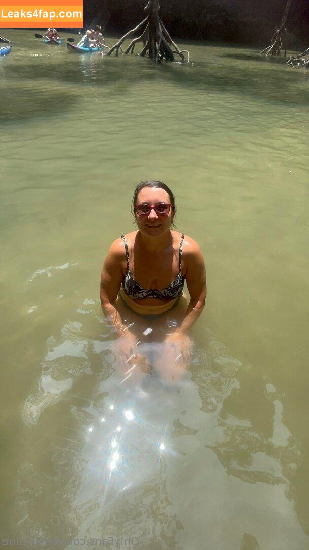emilycline / emilycline__ leaked photo photo #0008