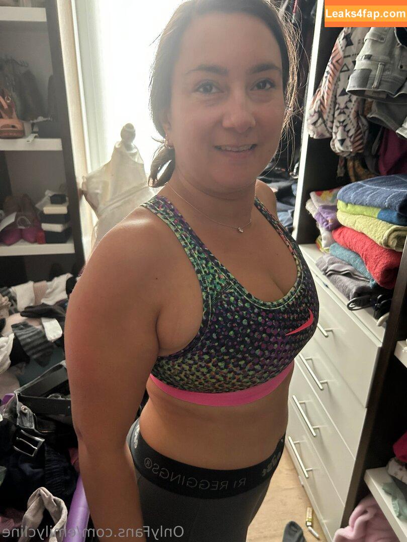 emilycline / emilycline__ leaked photo photo #0017