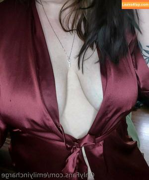 emilyincharge фото #0023