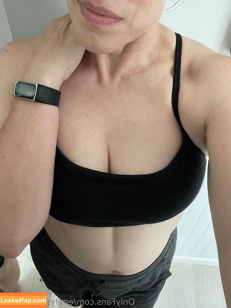 emilysequoiafree / emilysequoia leaked photo photo #0091