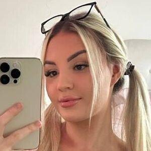 emilytrump photo #0026