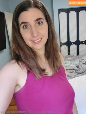 emilyuncoveredfree photo #0005