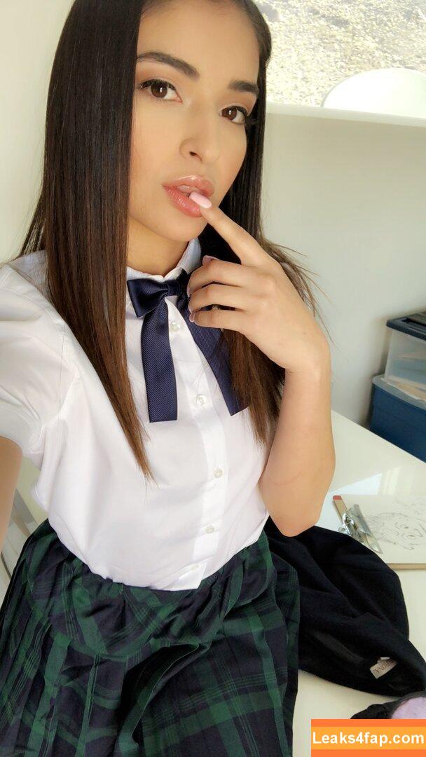 emilywillisxxx / emilywillisxx слитое фото фото #0088