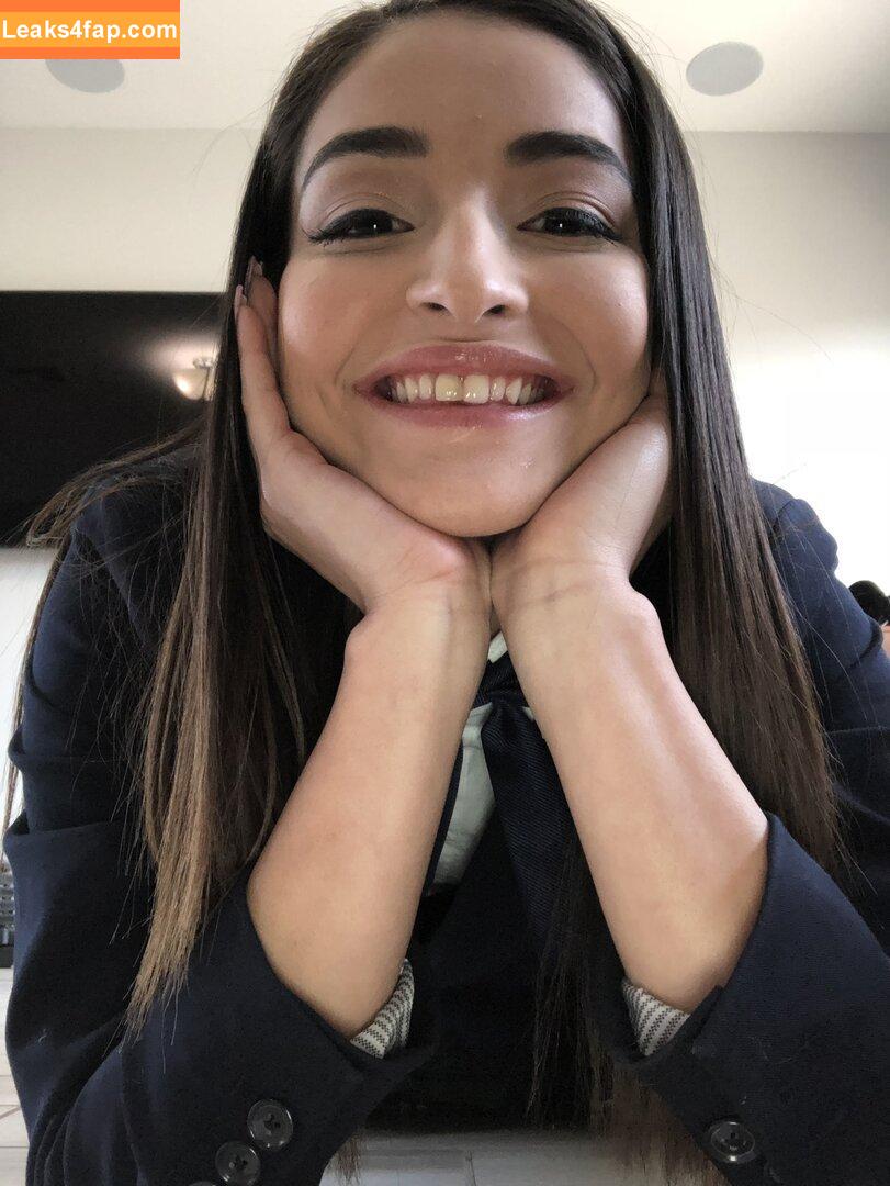 emilywillisxxx / emilywillisxx leaked photo photo #0090