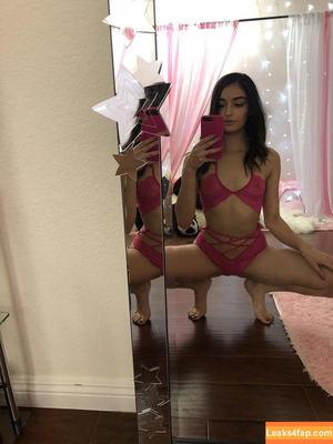 emilywillisxxx photo #0065