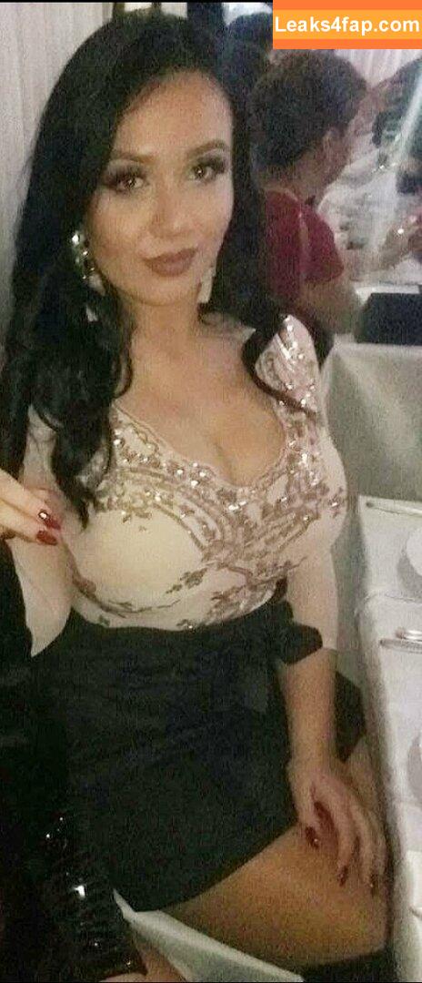 Emina Jahi / emiinajahic слитое фото фото #0019