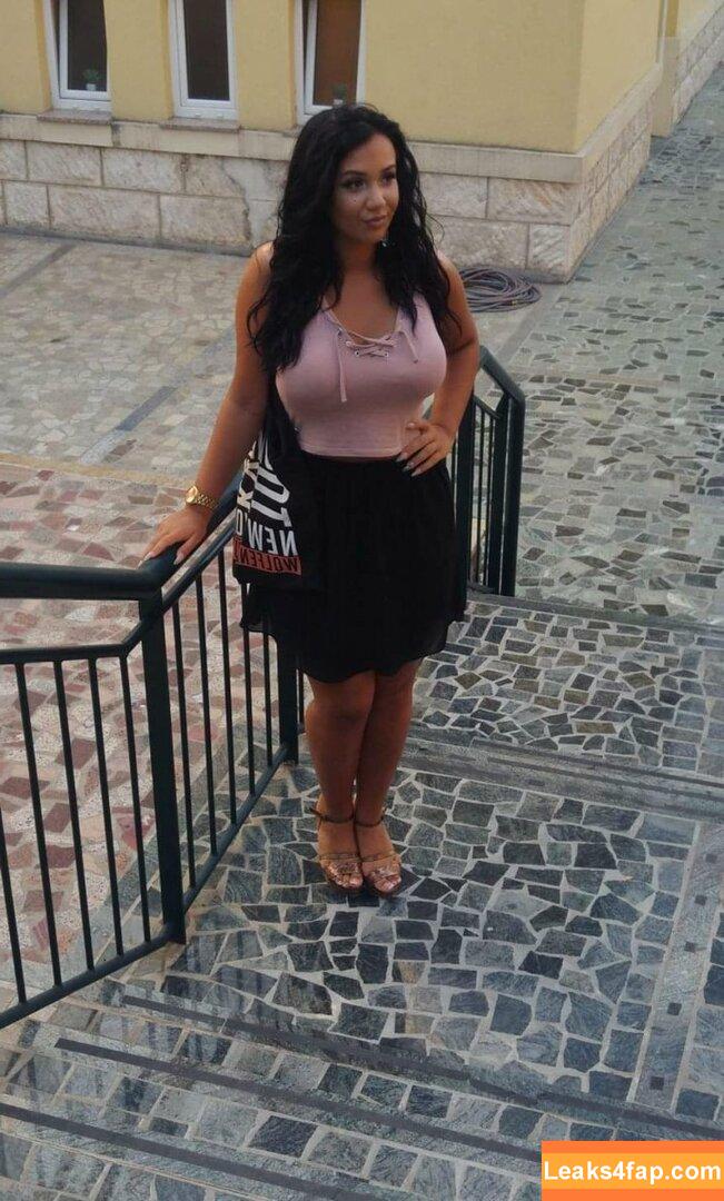 Emina Jahi / emiinajahic leaked photo photo #0020