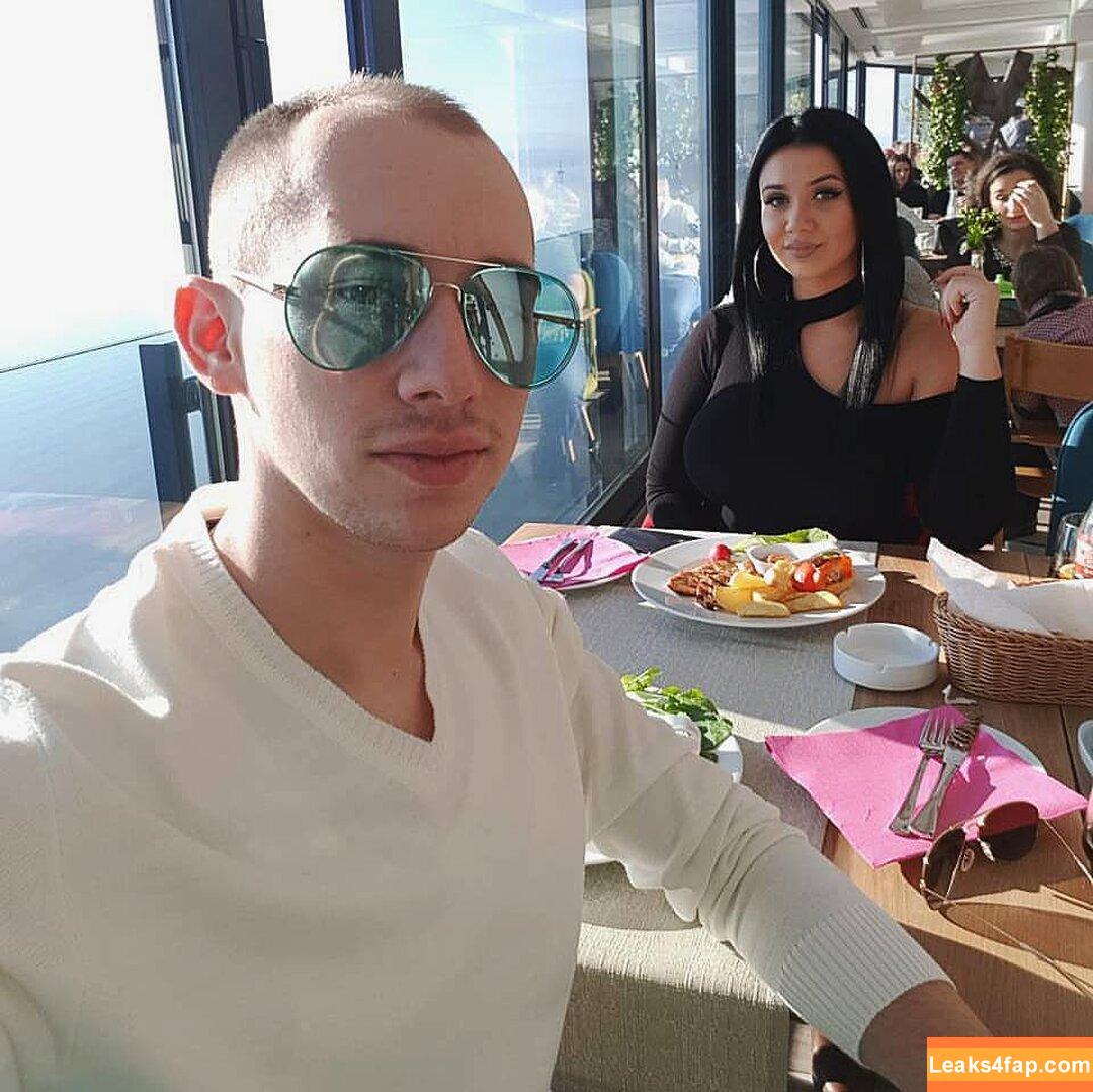 Emina Jahi / emiinajahic leaked photo photo #0031