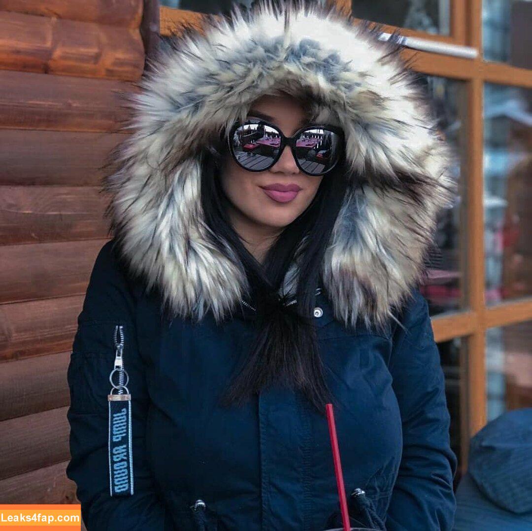 Emina Jahi / emiinajahic leaked photo photo #0060