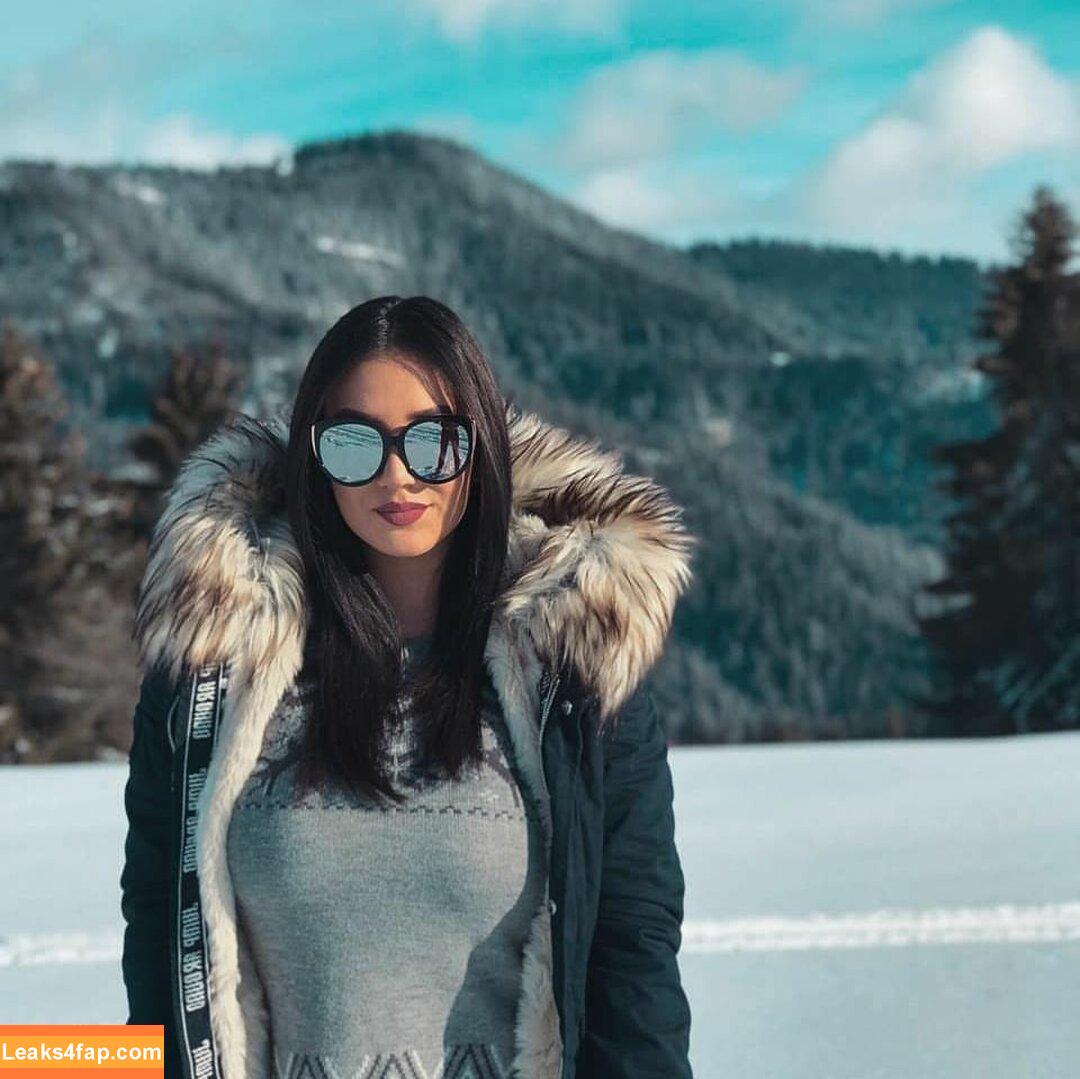 Emina Jahi / emiinajahic leaked photo photo #0066