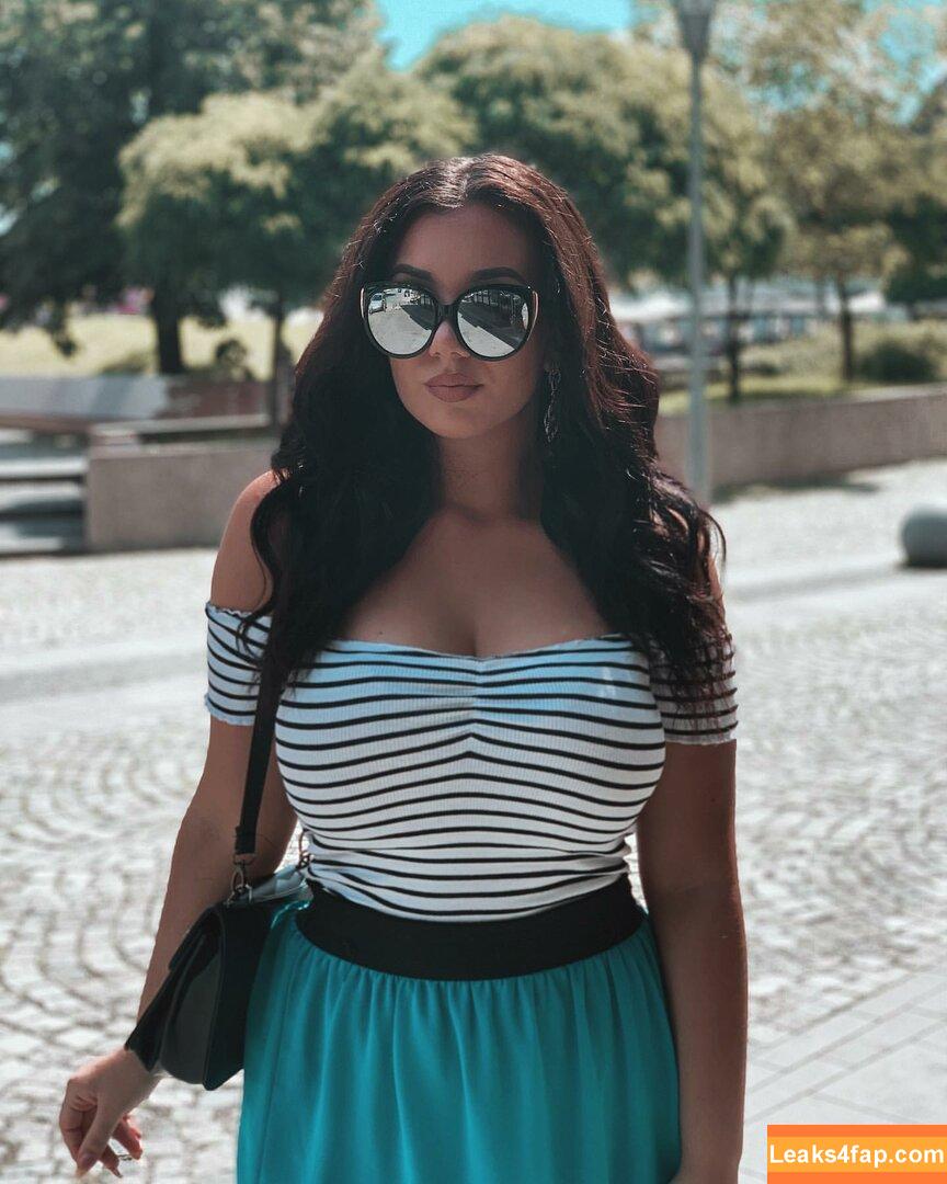 Emina Jahi / emiinajahic слитое фото фото #0073