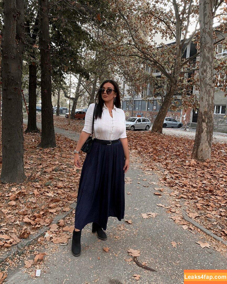 Emina Jahi / emiinajahic leaked photo photo #0090