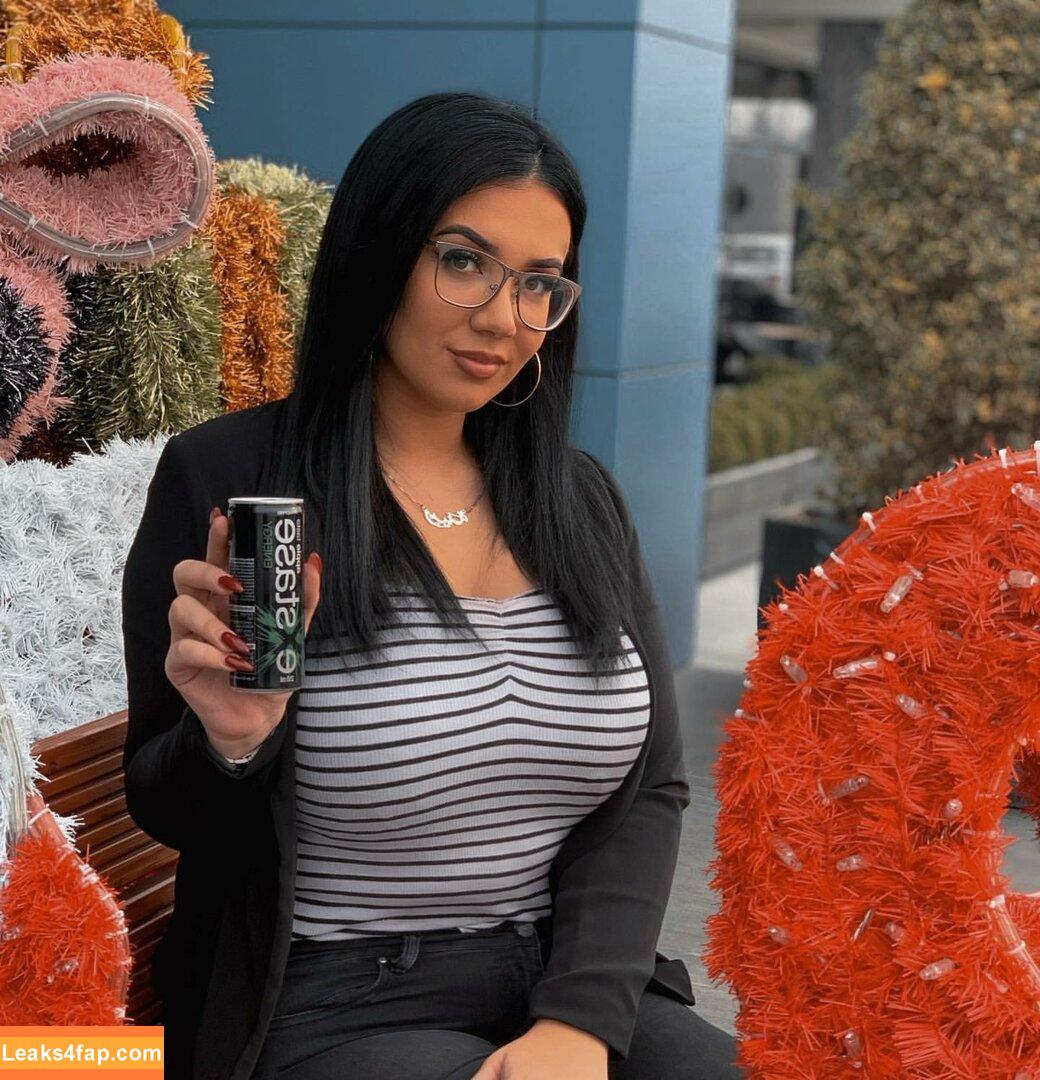 Emina Jahi / emiinajahic leaked photo photo #0099