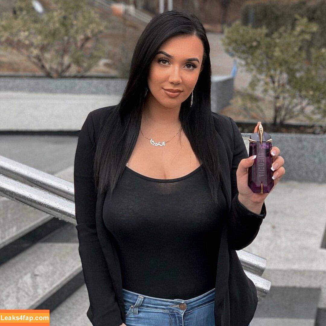 Emina Jahi / emiinajahic leaked photo photo #0104