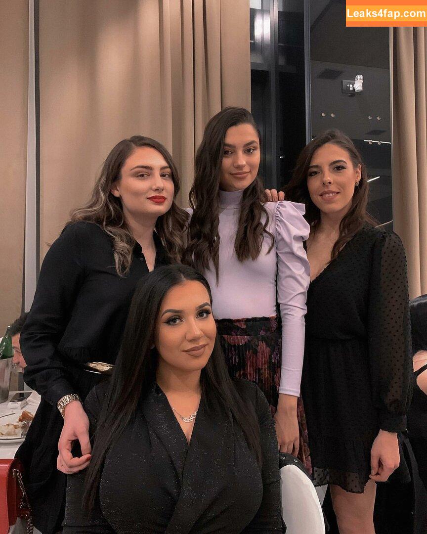 Emina Jahi / emiinajahic leaked photo photo #0105