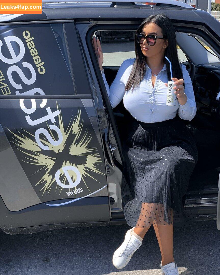 Emina Jahi / emiinajahic leaked photo photo #0116