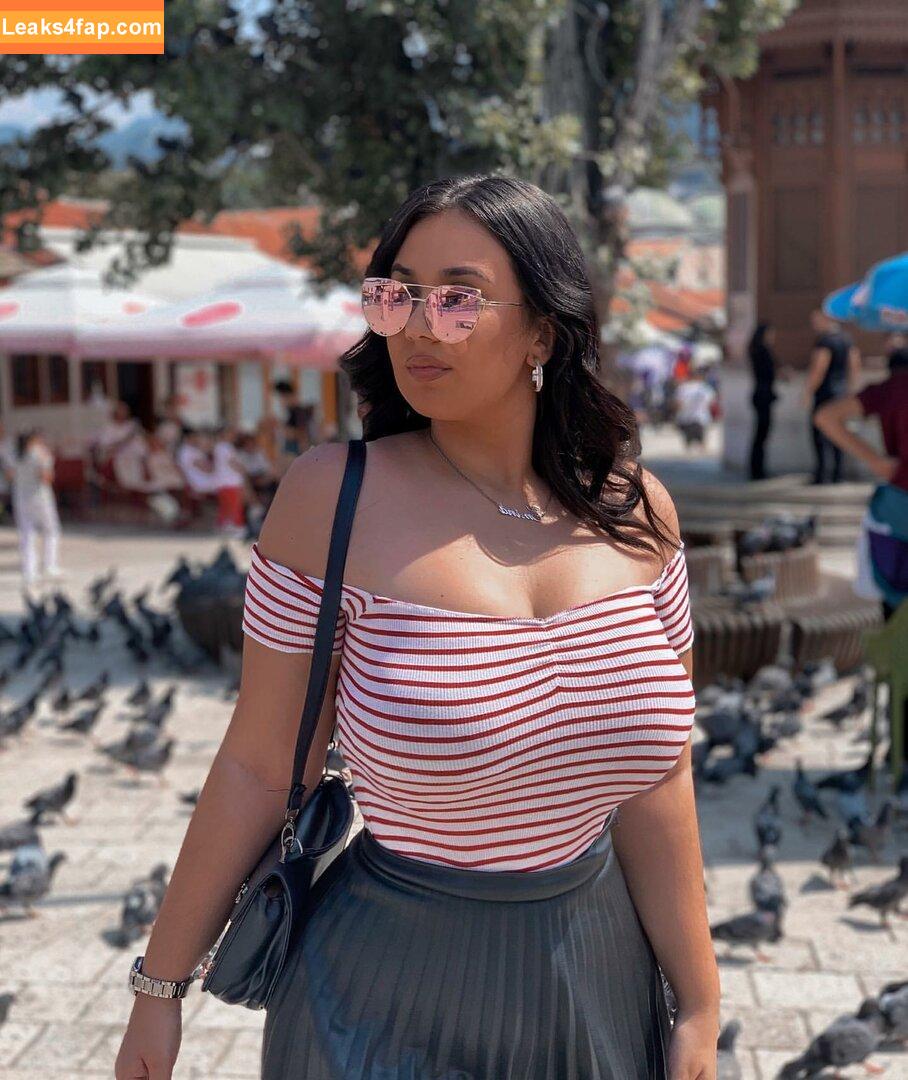 Emina Jahi / emiinajahic leaked photo photo #0129