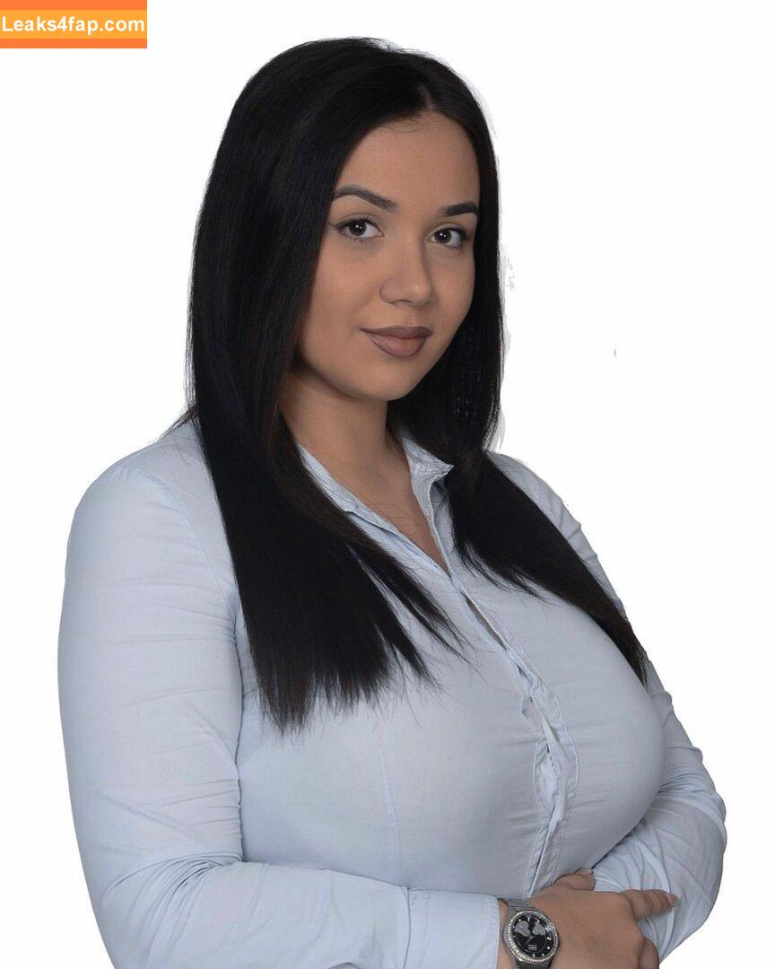 Emina Jahi / emiinajahic leaked photo photo #0148